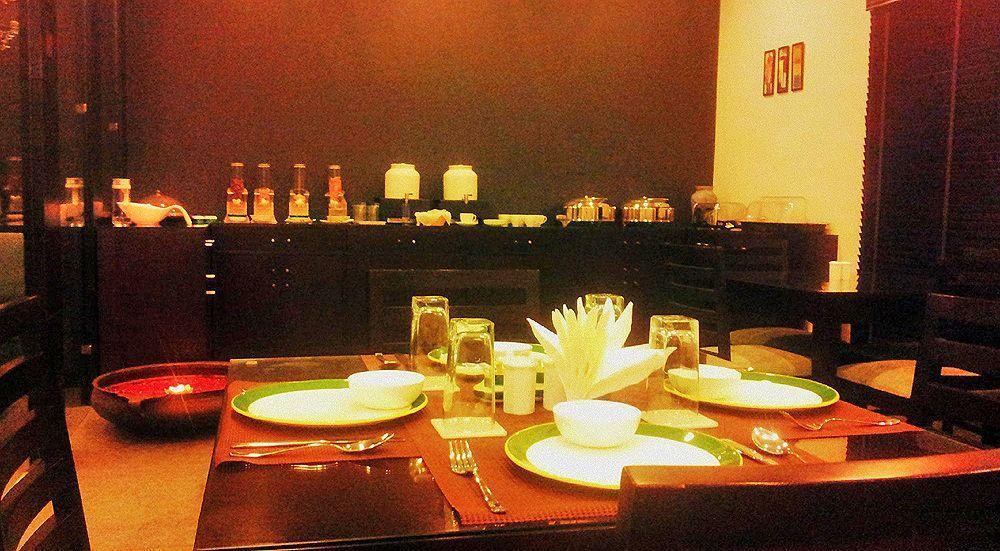 Hotel Siesta Basil - Okhla Nuova Delhi Esterno foto